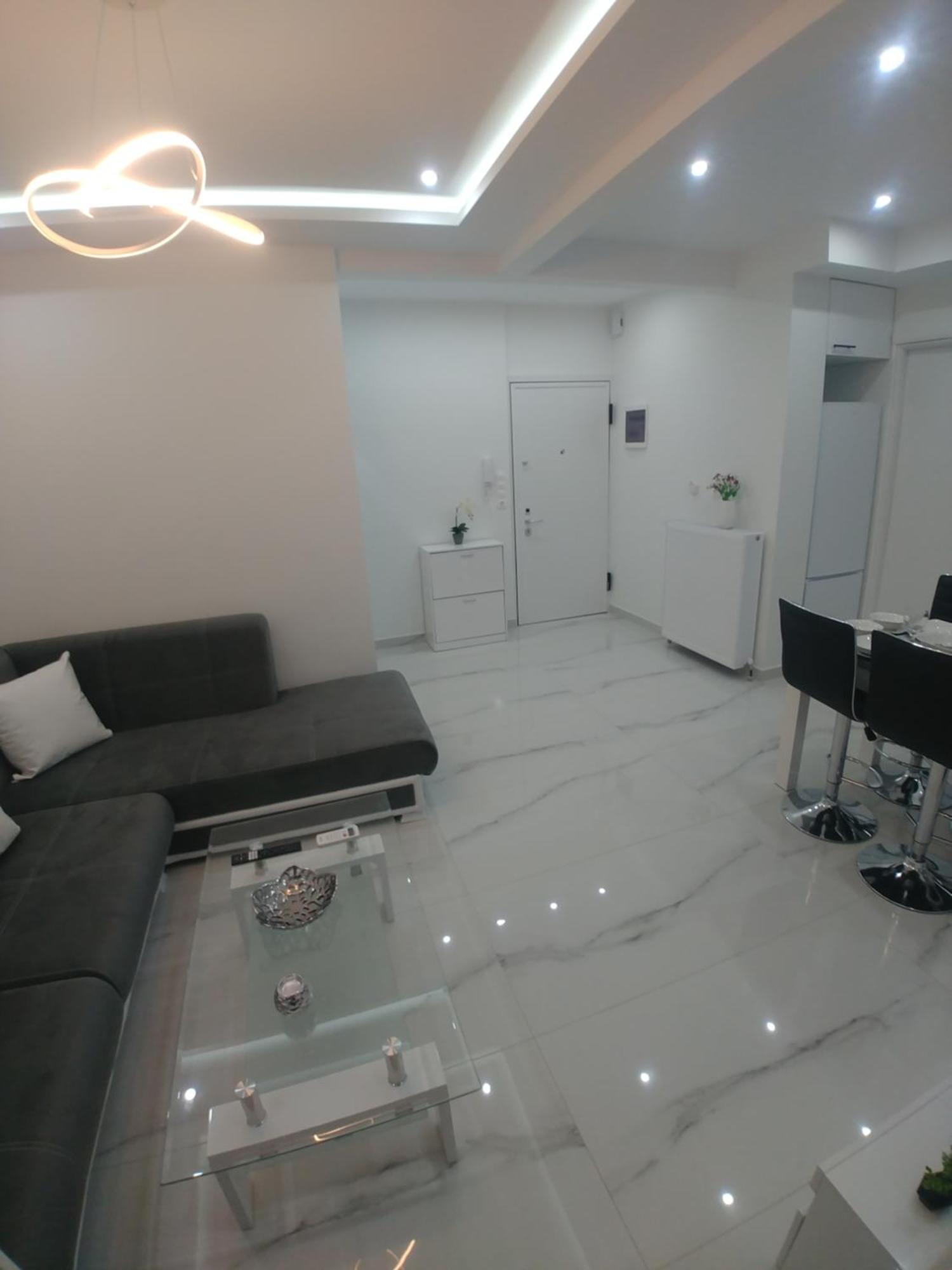 λαμπερό 2 Apartament